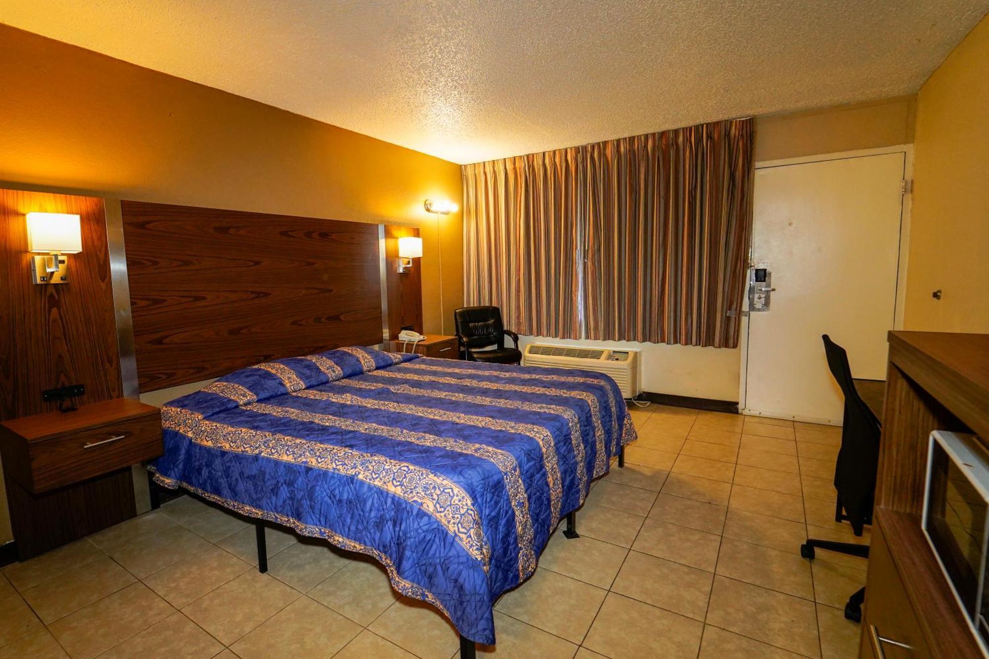 Red Carpet Inn Кинстън Екстериор снимка