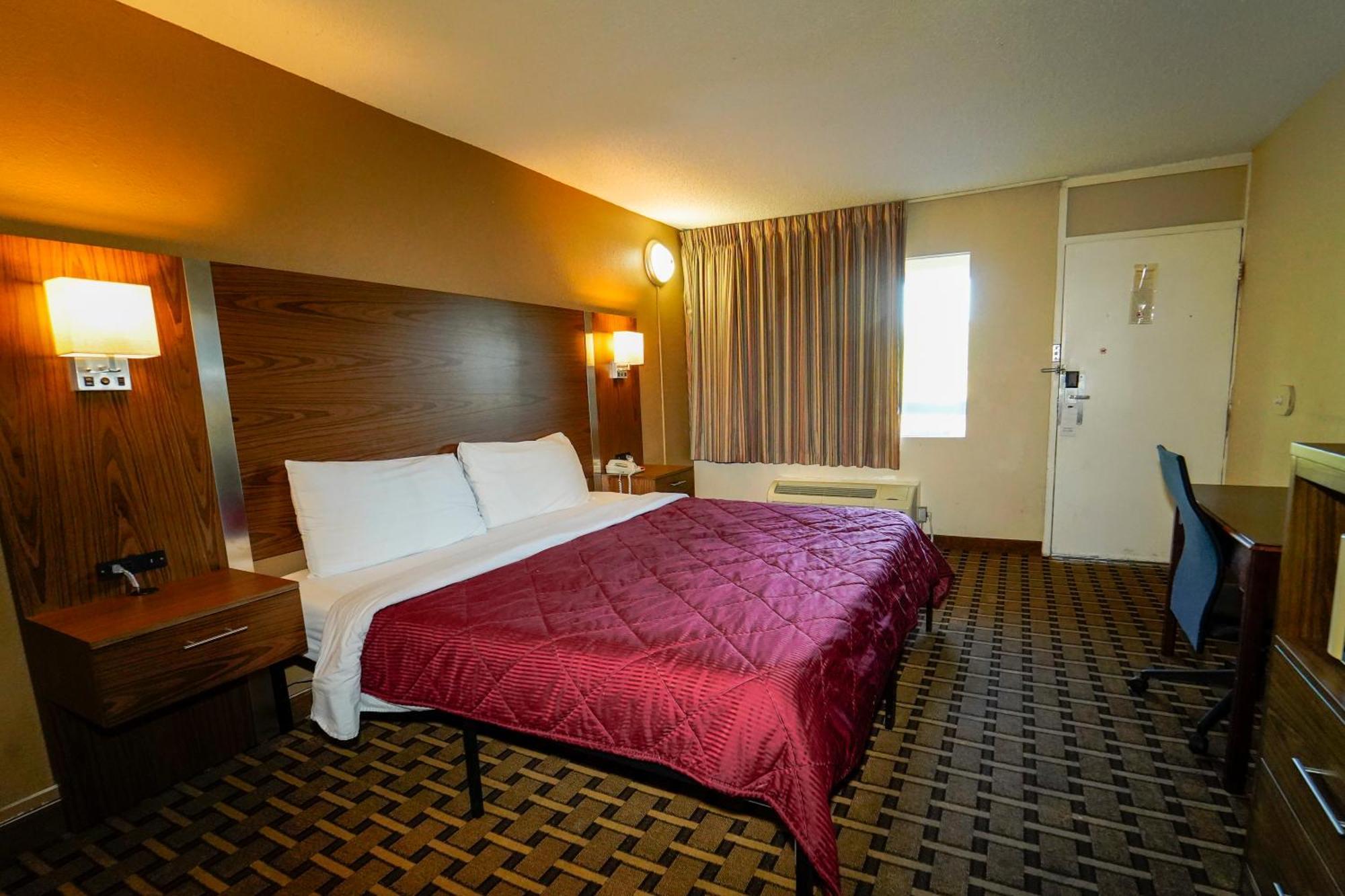 Red Carpet Inn Кинстън Екстериор снимка